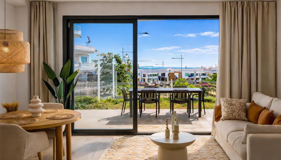 Foto 1 de Pis en venda a Calle de la Tierra, 10, Guadalobón, Estepona