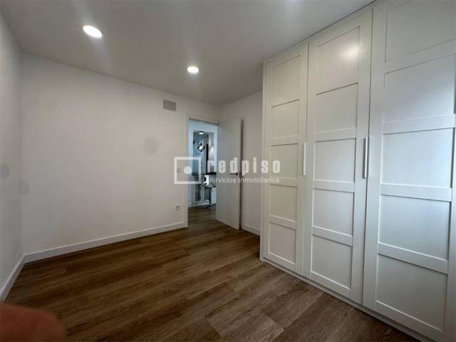 Piso en Venta en Plaza de Redondela, 2 en Pilar