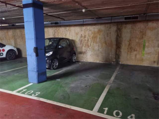 Garaje en Alquiler en La Sagrera