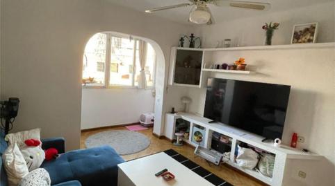 Foto 2 de Pis en venda a Calle Zaratán, 5, Simancas,  Madrid Capital