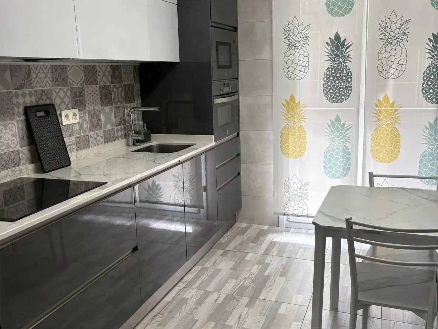 Flat for sale in Los Hoyos Bidea, 4, Kabiezes Kitchen of Flat for sale in Santurtzi with Heating, Parquet flooring and Furnished