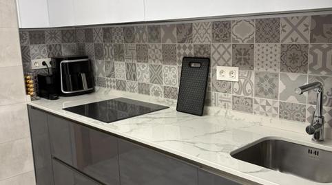 Foto 4 de Piso en venta en Los Hoyos Bidea, 4, Kabiezes, Santurtzi