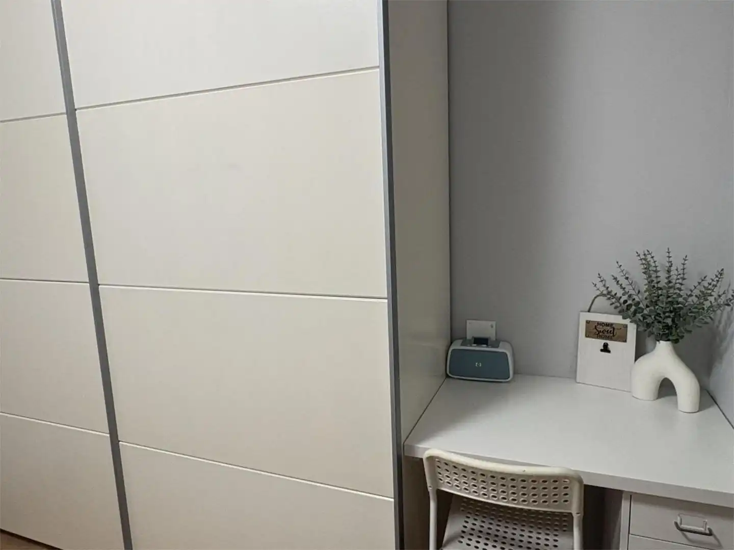 Flat for sale in Los Hoyos Bidea, 4, Kabiezes Bedroom of Flat for sale in Santurtzi with Heating, Parquet flooring and Furnished