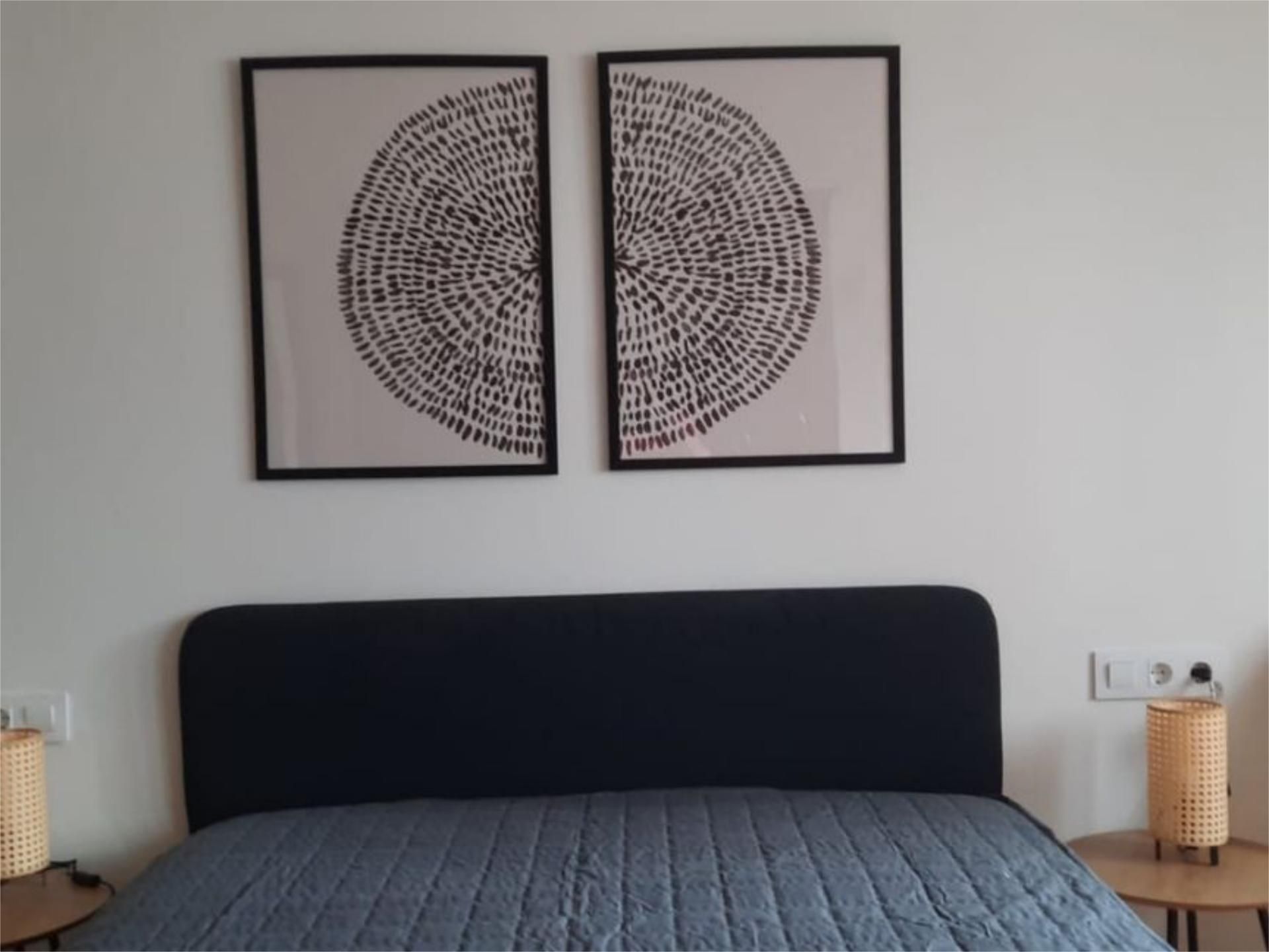 Bedroom of Flat for share in Ourense Capital   with Heating, Parquet flooring and Storage room