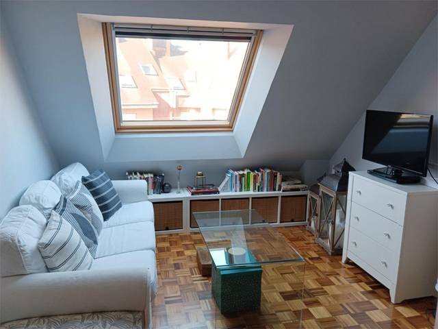 Piso en Venta en Calle Silla del Rey, 17 en La Ería