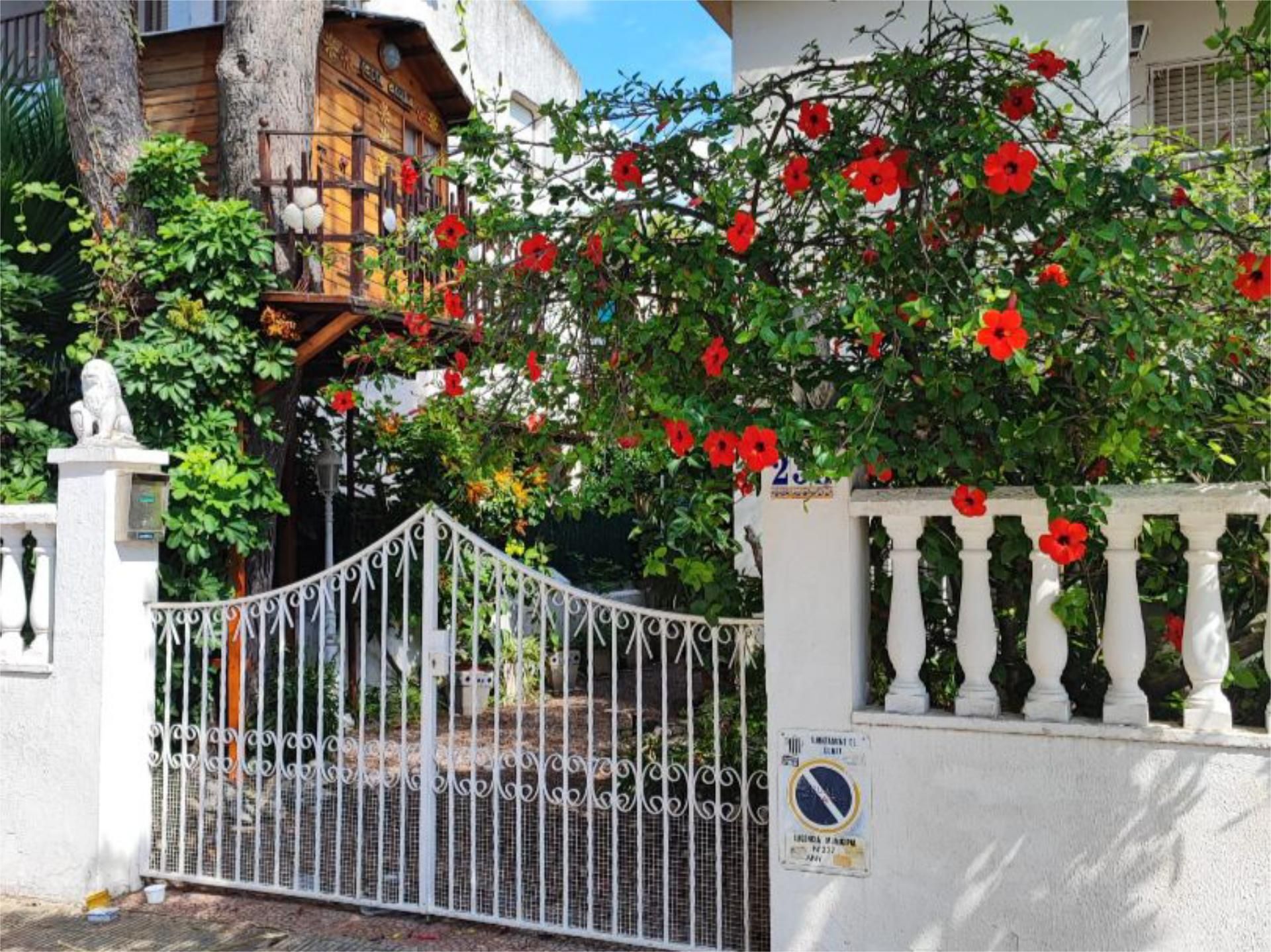 Jardín de Casa adosada en venta en Cunit con Jardín privado, Trastero y Amueblado