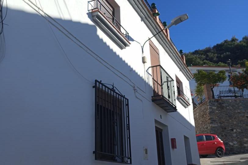 Foto 1 de Casa adosada de lloguer a Paseo del Rio Turvilla, 3, Árchez, Málaga