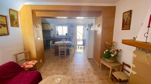 Foto 3 von Einfamilien-Reihenhaus zum Verkauf in Calle Hornos, 8, María, Almería