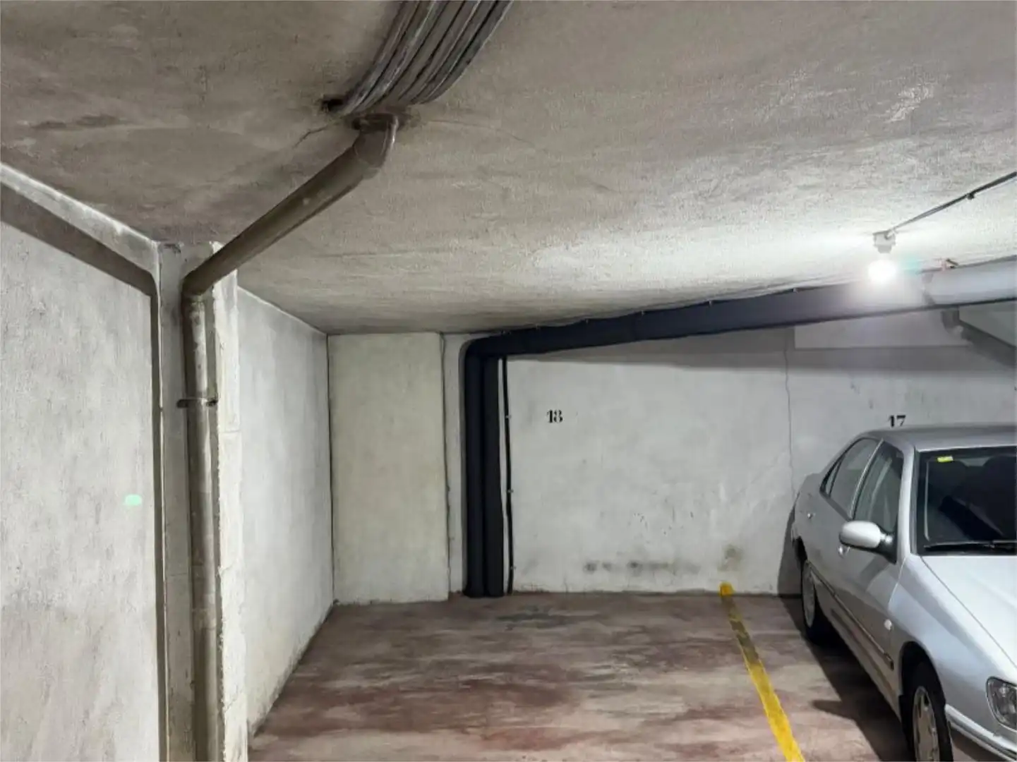 Parking de Piso en venta en Lugo con Calefacción, Trastero y Amueblado