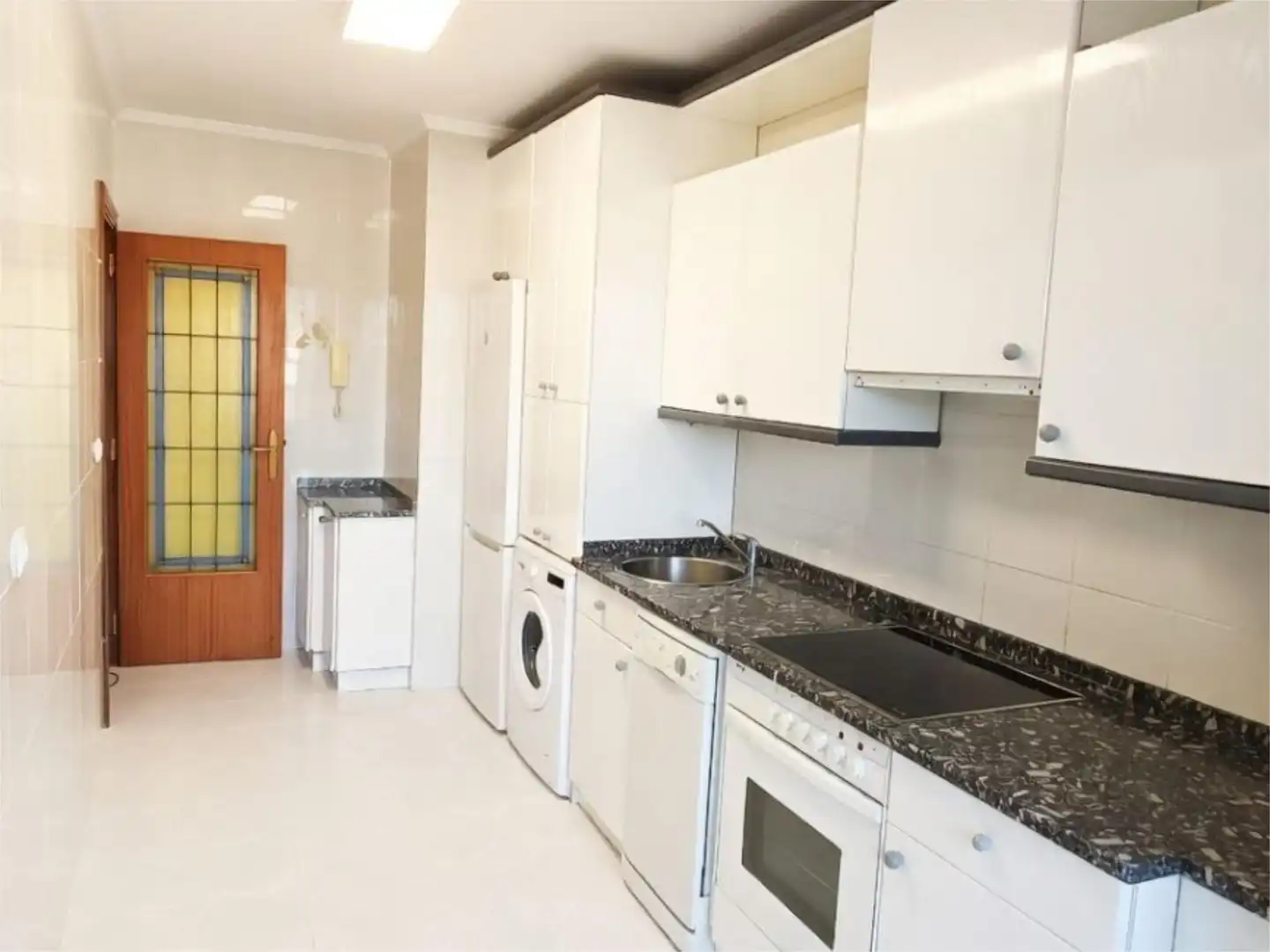 Piso en venta en Santa Catalina Kalea, 16, Iruña Oka / Iruña de Oca Cocina de Piso en venta en Iruña Oka / Iruña de Oca con Calefacción, Parquet y Terraza