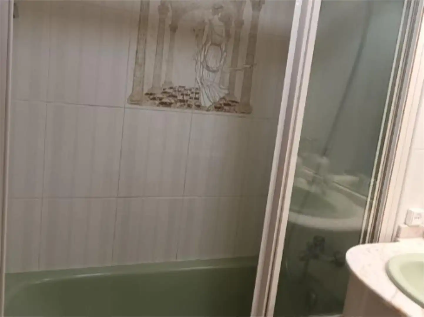 Piso en venta en Santa Catalina Kalea, 16, Iruña Oka / Iruña de Oca Baño de Piso en venta en Iruña Oka / Iruña de Oca con Calefacción, Parquet y Terraza