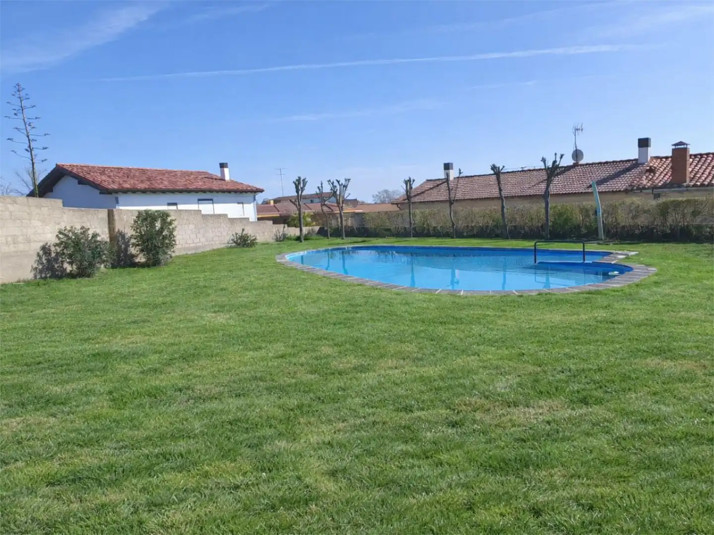 Flat for sale in Santa Catalina Kalea, 16, Iruña Oka / Iruña de Oca Swimming pool of Flat for sale in Iruña Oka / Iruña de Oca with Heating, Parquet flooring and Terrace