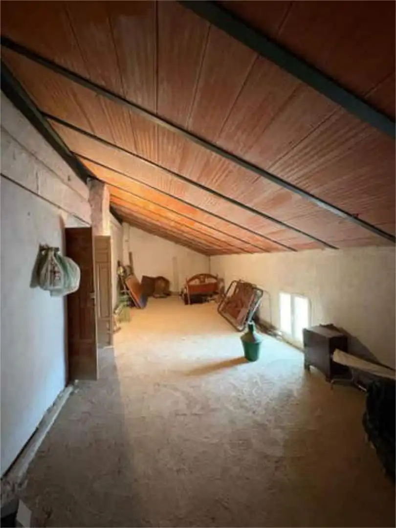 Houses for sale in Lupión Houses for sale in Lupión with Private garden, Storage room and Furnished