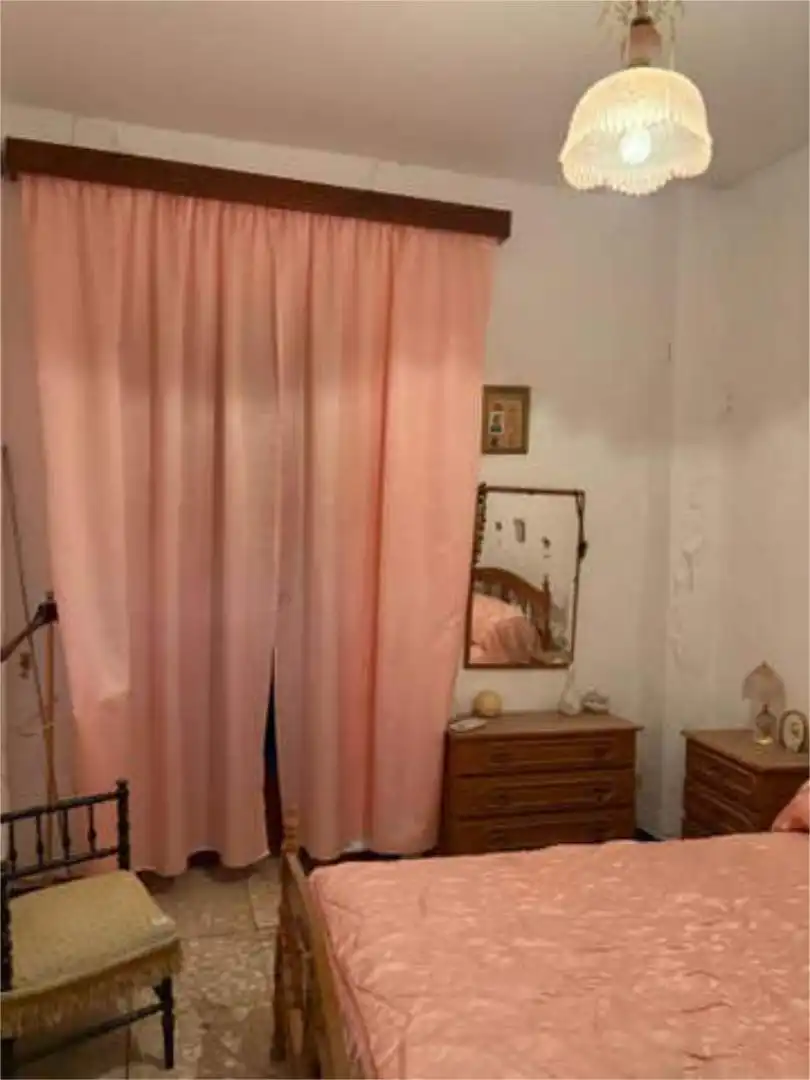 Houses for sale in Lupión Bedroom of Houses for sale in Lupión with Private garden, Storage room and Furnished