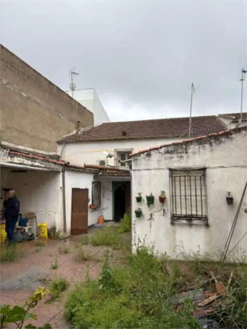Houses for sale in Lupión Exterior view of Houses for sale in Lupión with Private garden, Storage room and Furnished