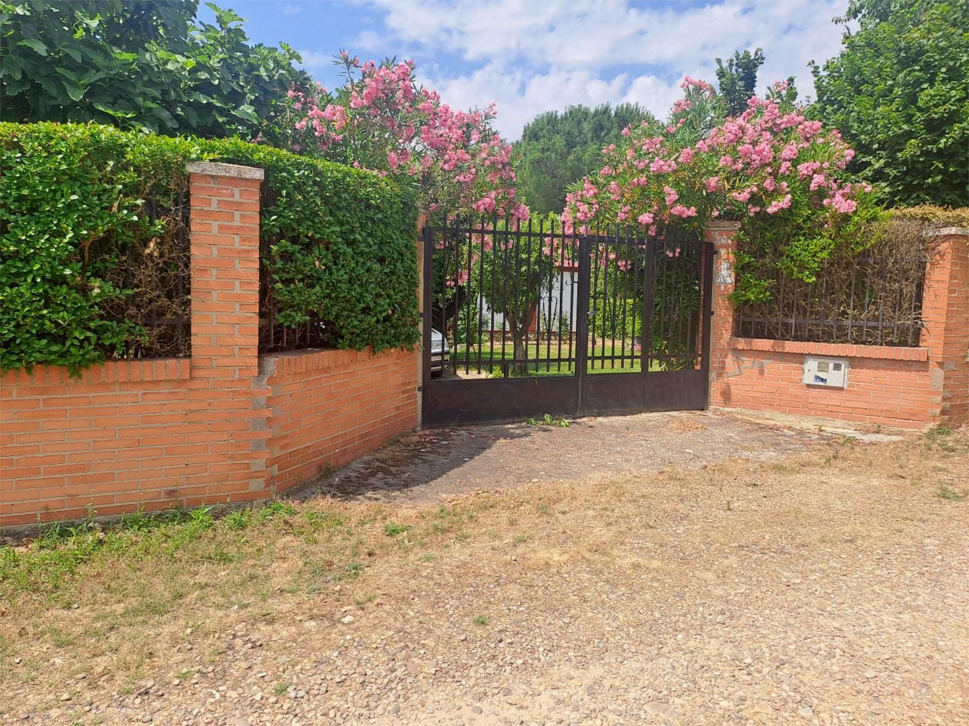 Garden of Planta baja for sale in Cubillas de Santa Marta  with Private garden, Storage room and Swimming Pool