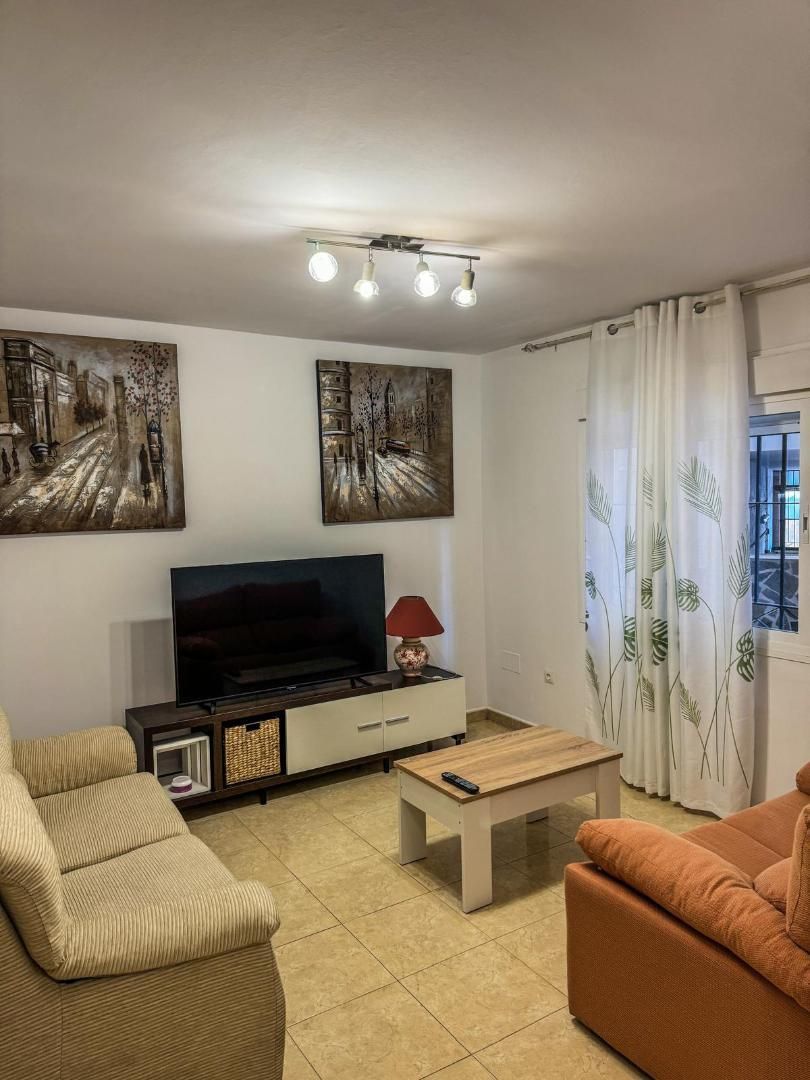 Piso de alquiler en Calle Hospital, 9, Guaro