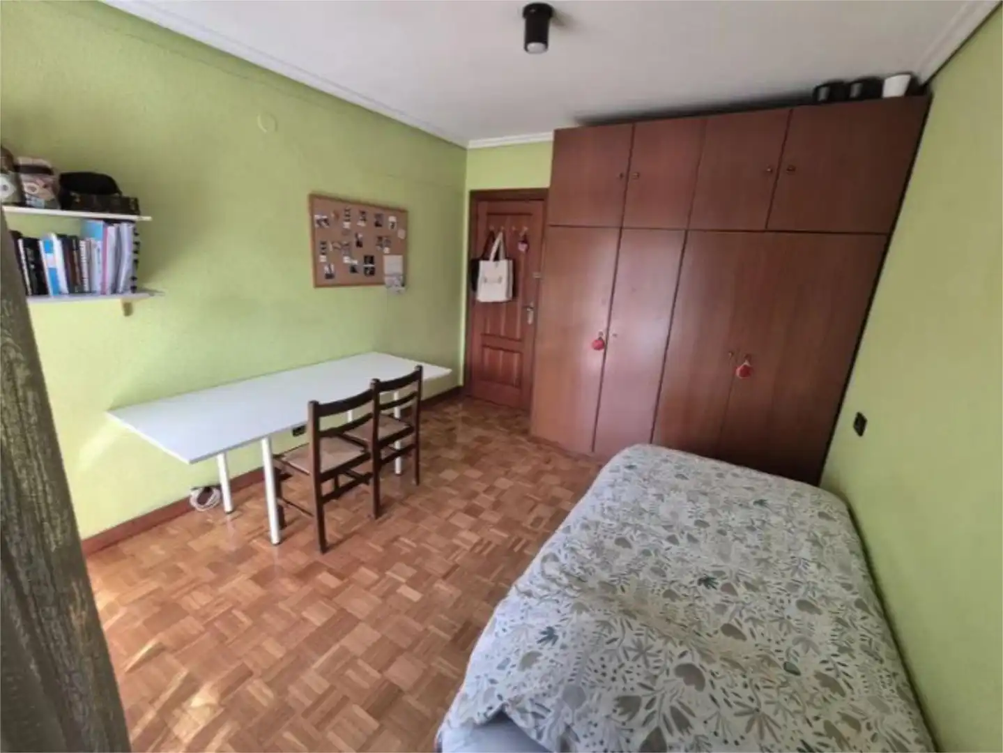 Zimmer in Avenida de Sancho el Fuerte, 35, Iturrama Schlafzimmer von Wohnung zur untervermieten in Pamplona / Iruña mit Heizung, Terrasse und Möbliert