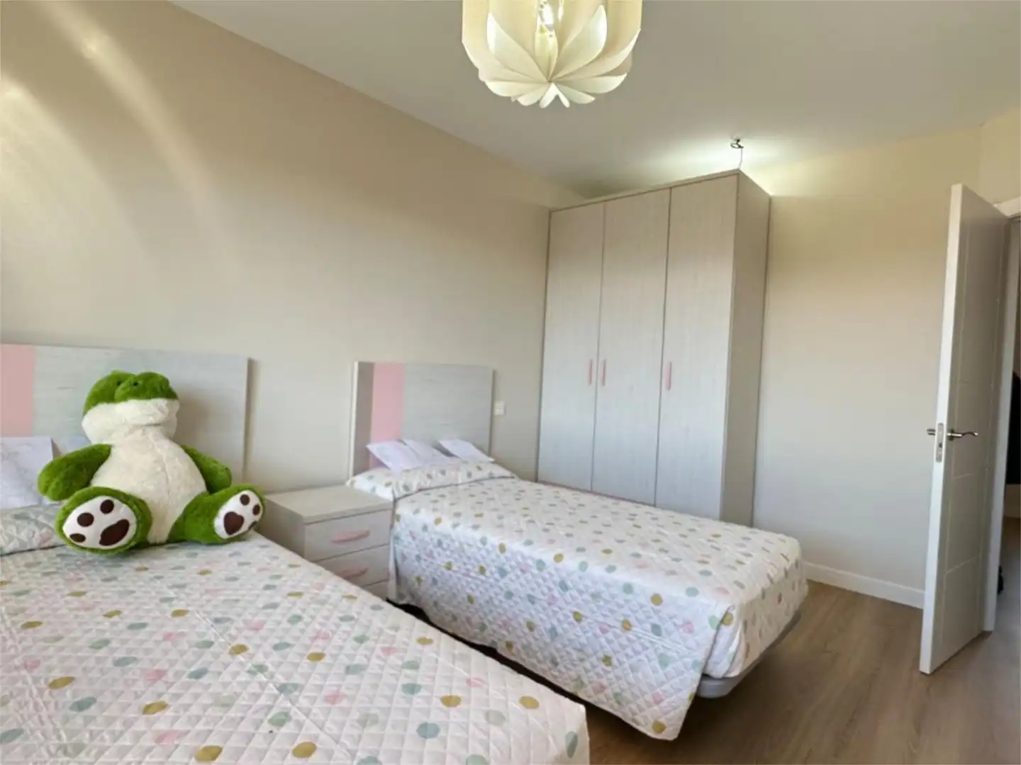 Detached homes for sale in Calle Prado de la Lana, 114, Avenida de Madrid Bedroom of Detached homes for sale in Palencia with Heating, Parquet flooring and Terrace