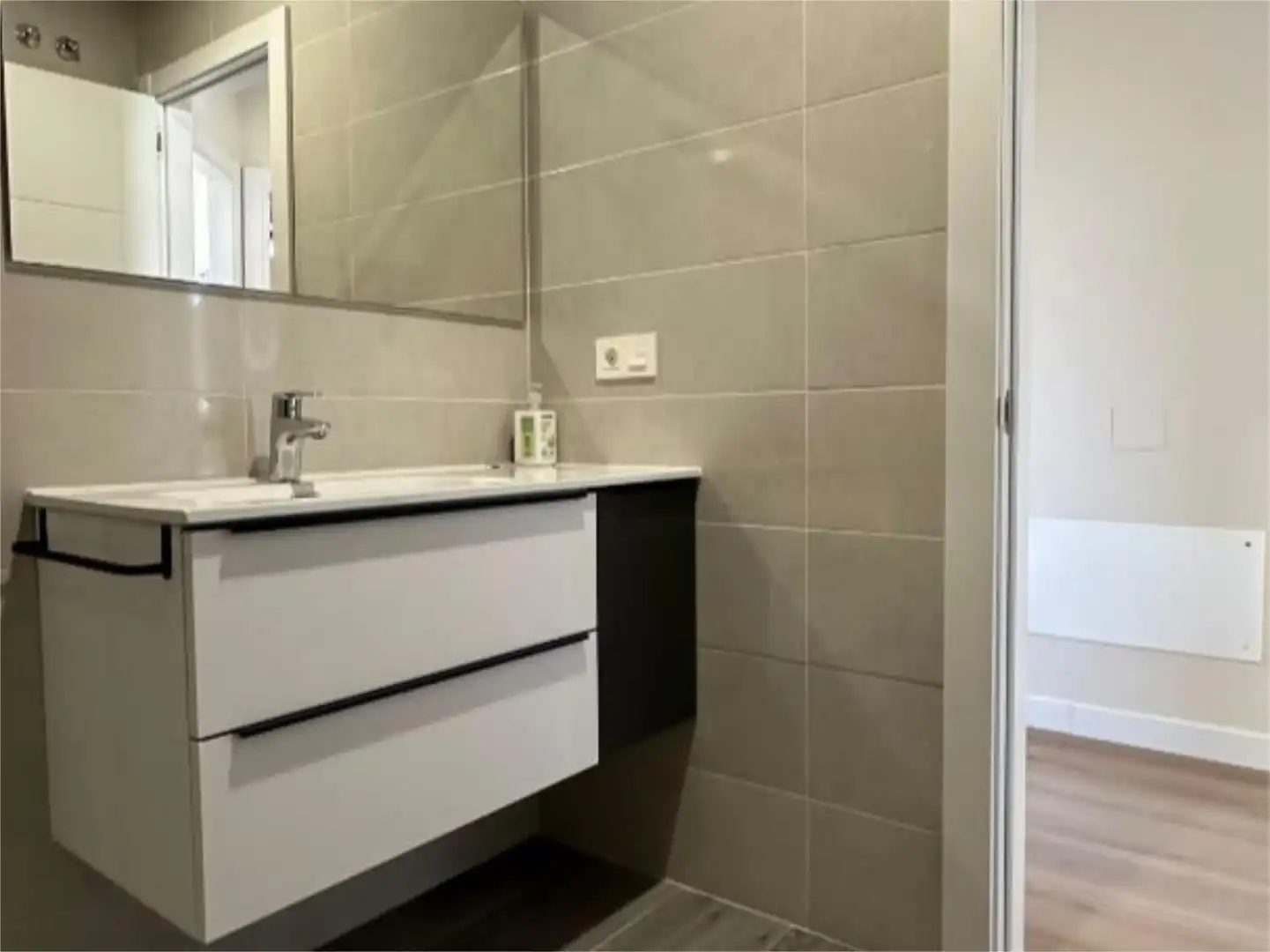 Detached homes for sale in Calle Prado de la Lana, 114, Avenida de Madrid Bathroom of Detached homes for sale in Palencia with Heating, Parquet flooring and Terrace