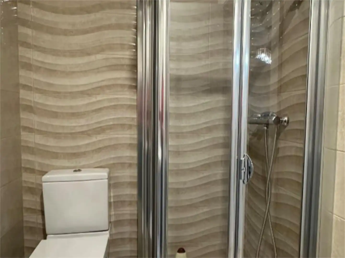 Detached homes for sale in Calle Prado de la Lana, 114, Avenida de Madrid Bathroom of Detached homes for sale in Palencia with Heating, Parquet flooring and Terrace