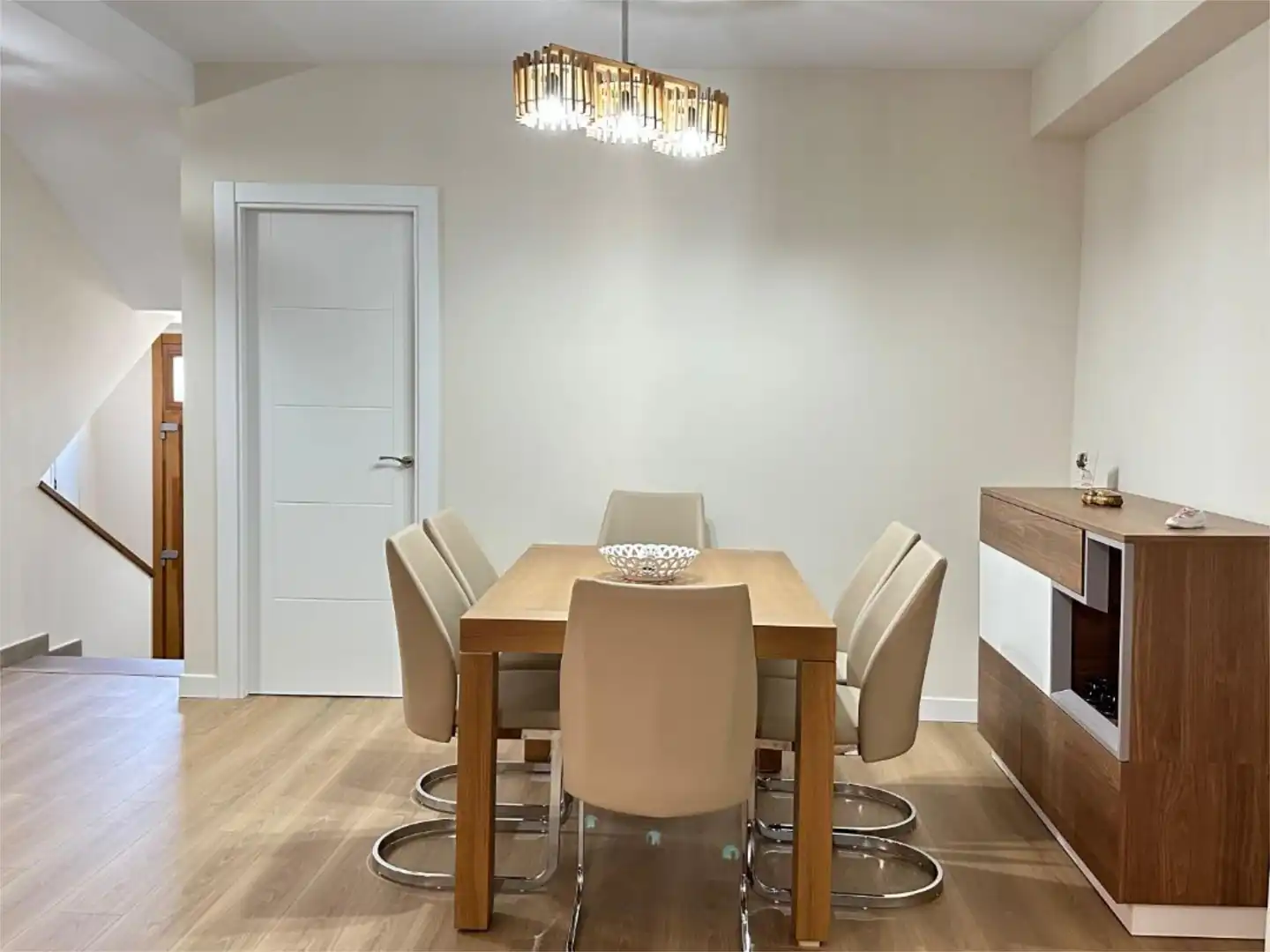 Detached homes for sale in Calle Prado de la Lana, 114, Avenida de Madrid Dining room of Detached homes for sale in Palencia with Heating, Parquet flooring and Terrace