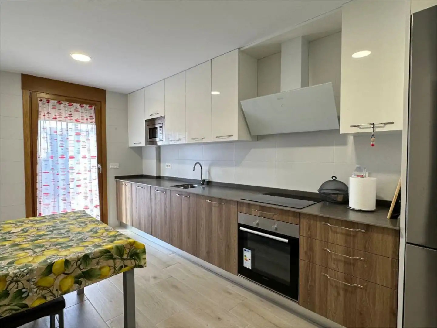 Detached homes for sale in Calle Prado de la Lana, 114, Avenida de Madrid Kitchen of Detached homes for sale in Palencia with Heating, Parquet flooring and Terrace