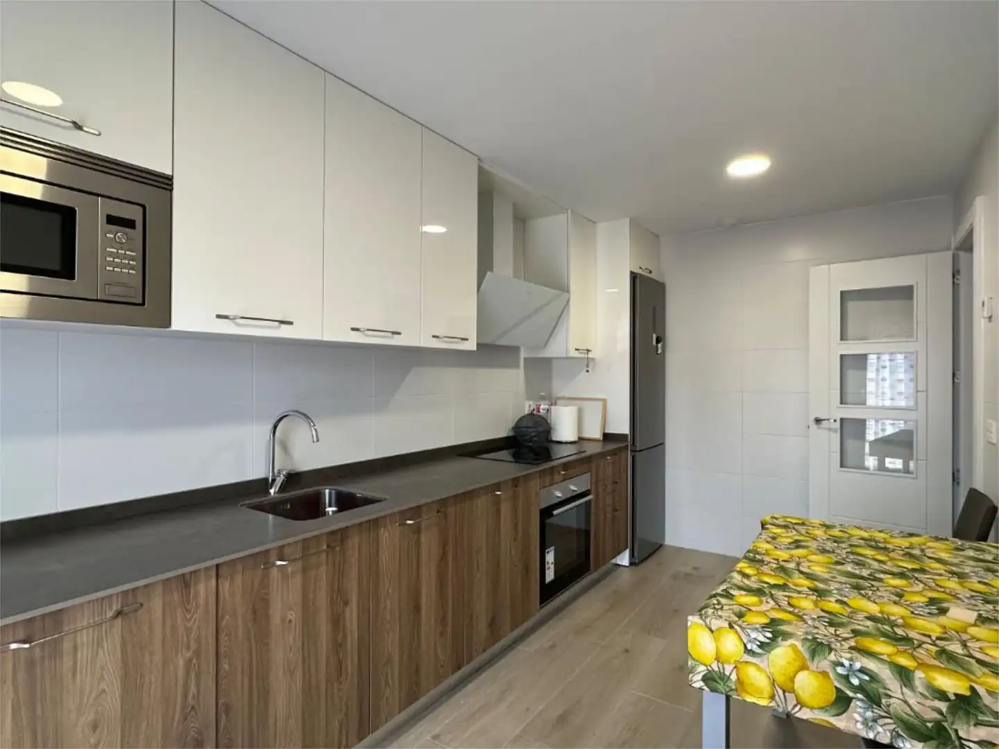 Detached homes for sale in Calle Prado de la Lana, 114, Avenida de Madrid Kitchen of Detached homes for sale in Palencia with Heating, Parquet flooring and Terrace