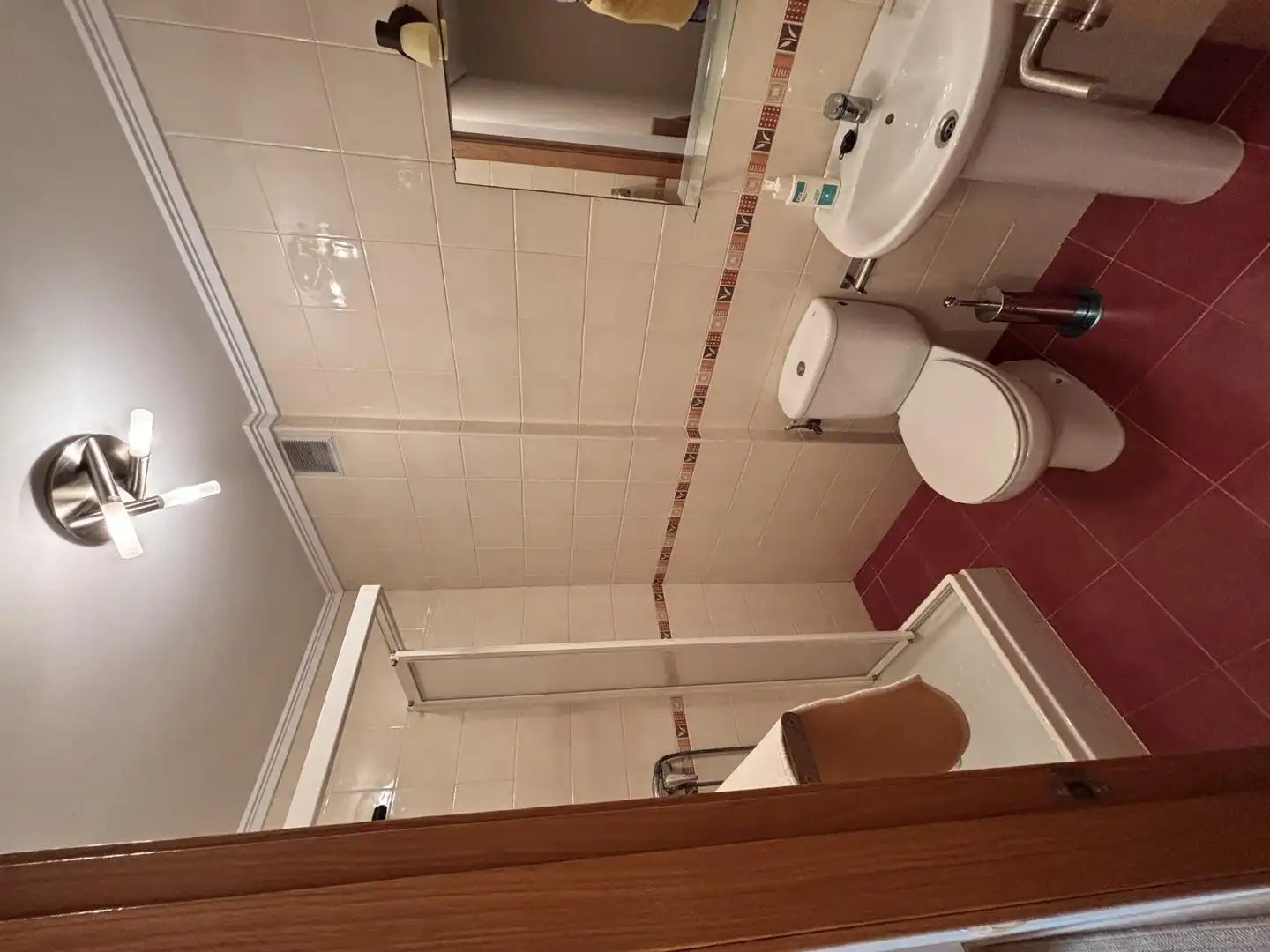 Casa o xalet en venda a Avenida de Joaquin Fernandez Vallejo, 119b, Tanos Bany de Casa o xalet en venda en Torrelavega amb Terrassa i Balcó