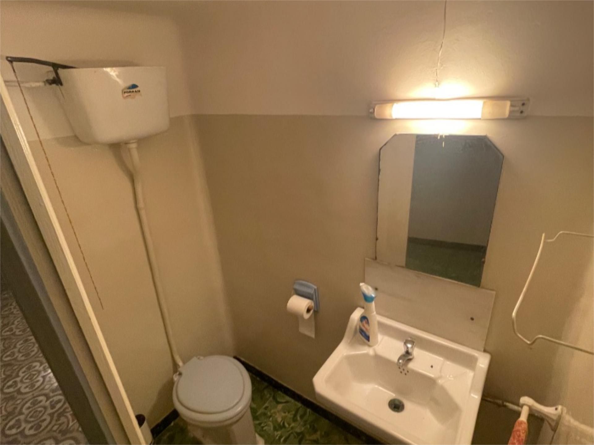 Badezimmer von Wohnung zum Verkauf in Puiggròs mit Heizung und Möbliert