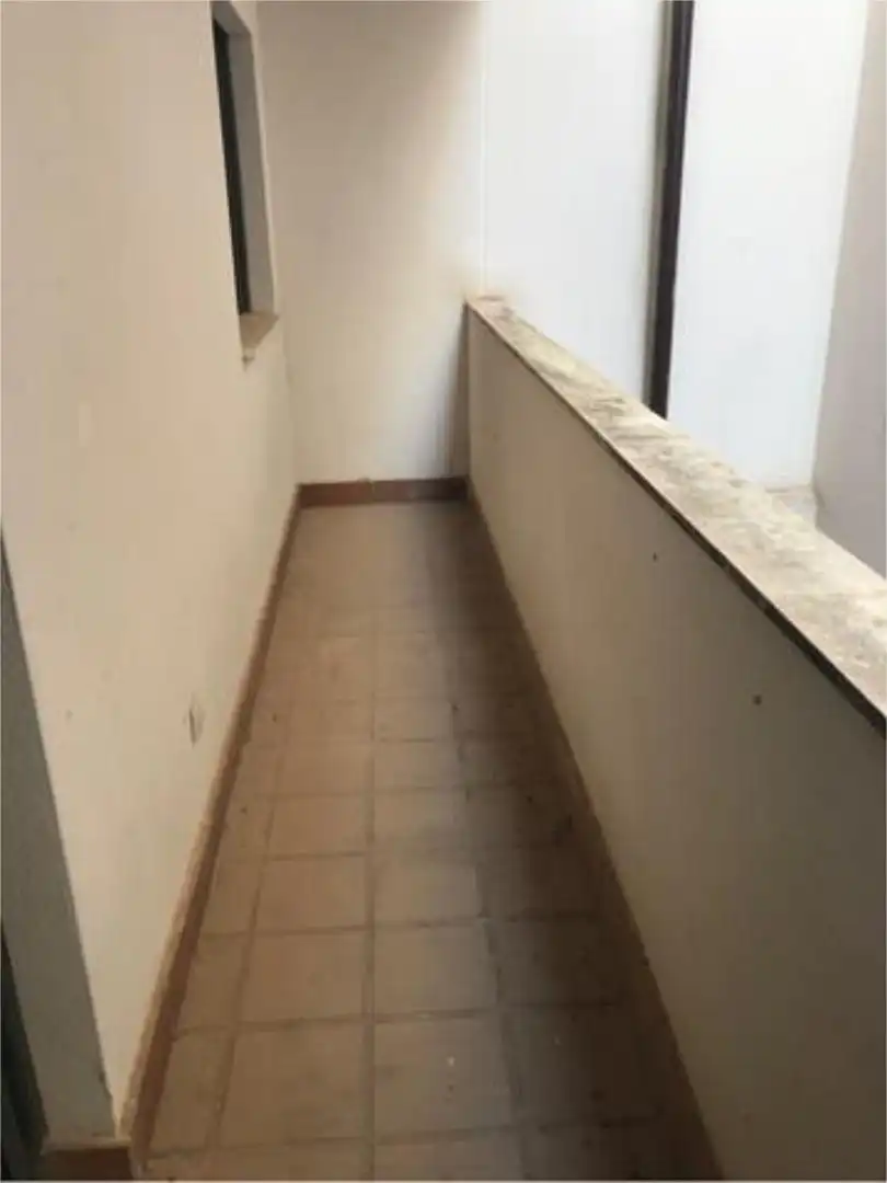 Wohnung zum Verkauf in Centro de Especialidades Wohnung zum Verkauf in Ocaña mit Heizung, Privatgarten und Terrasse
