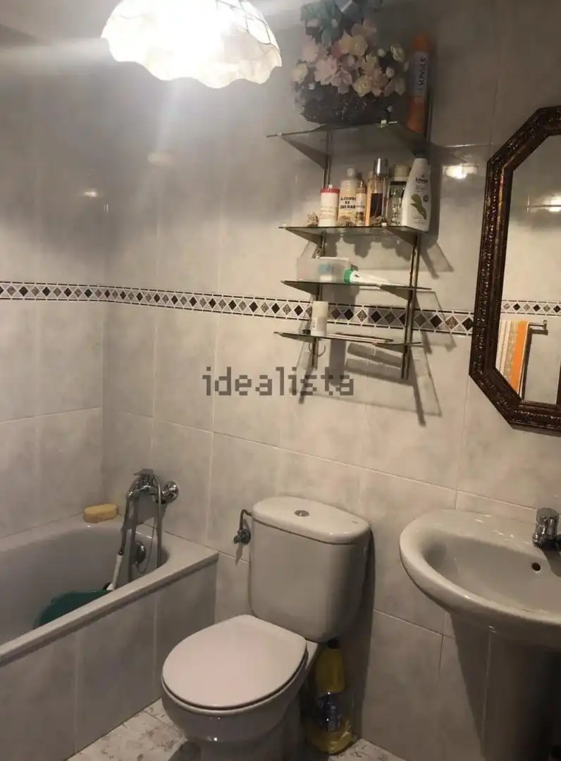 Flat for sale in Calle el Arenal, 14b, Ris Bathroom of Flat for sale in Noja with Terrace, Swimming Pool and Balcony