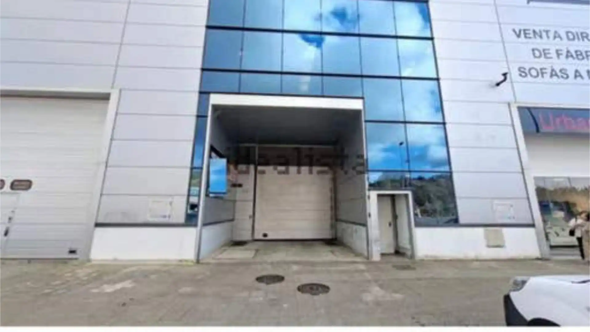 Vista exterior de Garaje de alquiler en Abadiño 