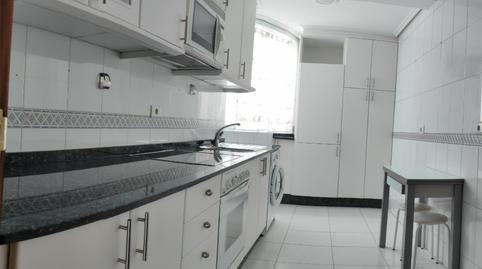 Foto 2 de Piso de alquiler en Rúa de Romil, 4, Camelias - Pi y Margall, Vigo