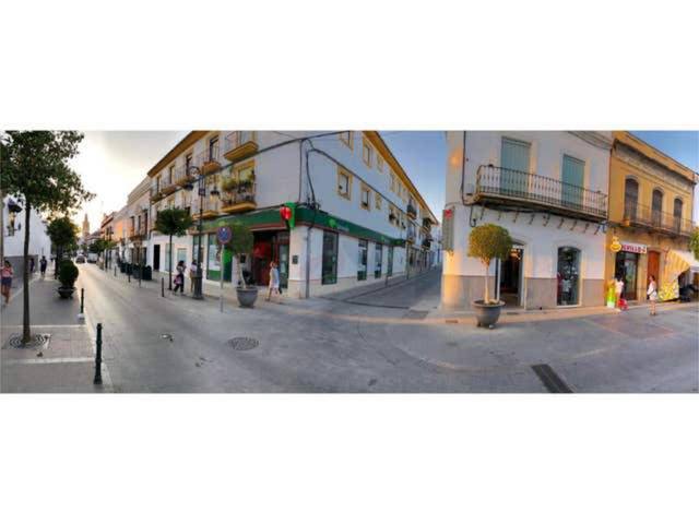 Local comercial en Alquiler en Lebrija