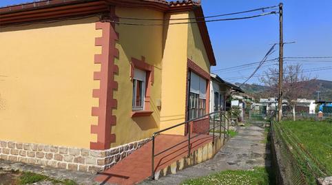 Casa o chalet en venta en Calle Madrid, 17, Los Corrales de Buelna , Cantabria - imagen 2 Foto 2 de Casa o chalet en venta en Calle Madrid, 17, Los Corrales de Buelna , Cantabria