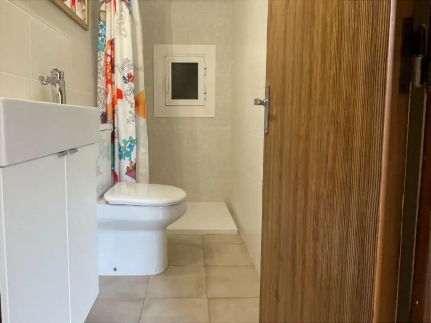 Baño de Piso de alquiler en Náquera con Terraza, Amueblado y Videoportero