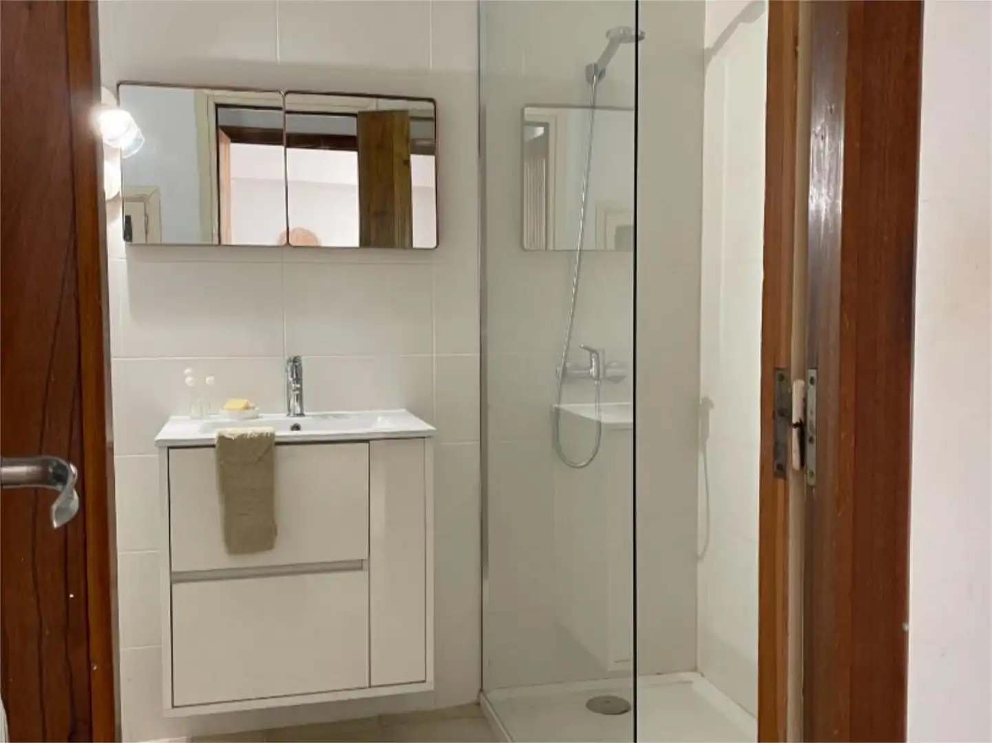 Baño de Piso de alquiler en Náquera con Terraza, Amueblado y Videoportero
