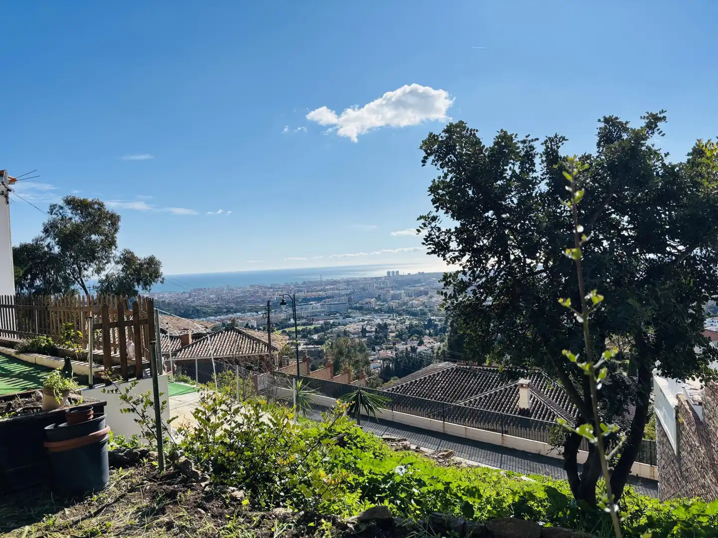 Houses for rent in Calle Sumatra, 26, El Atabal Exterior view of Houses for rent in Málaga with Air Conditioner and Private garden