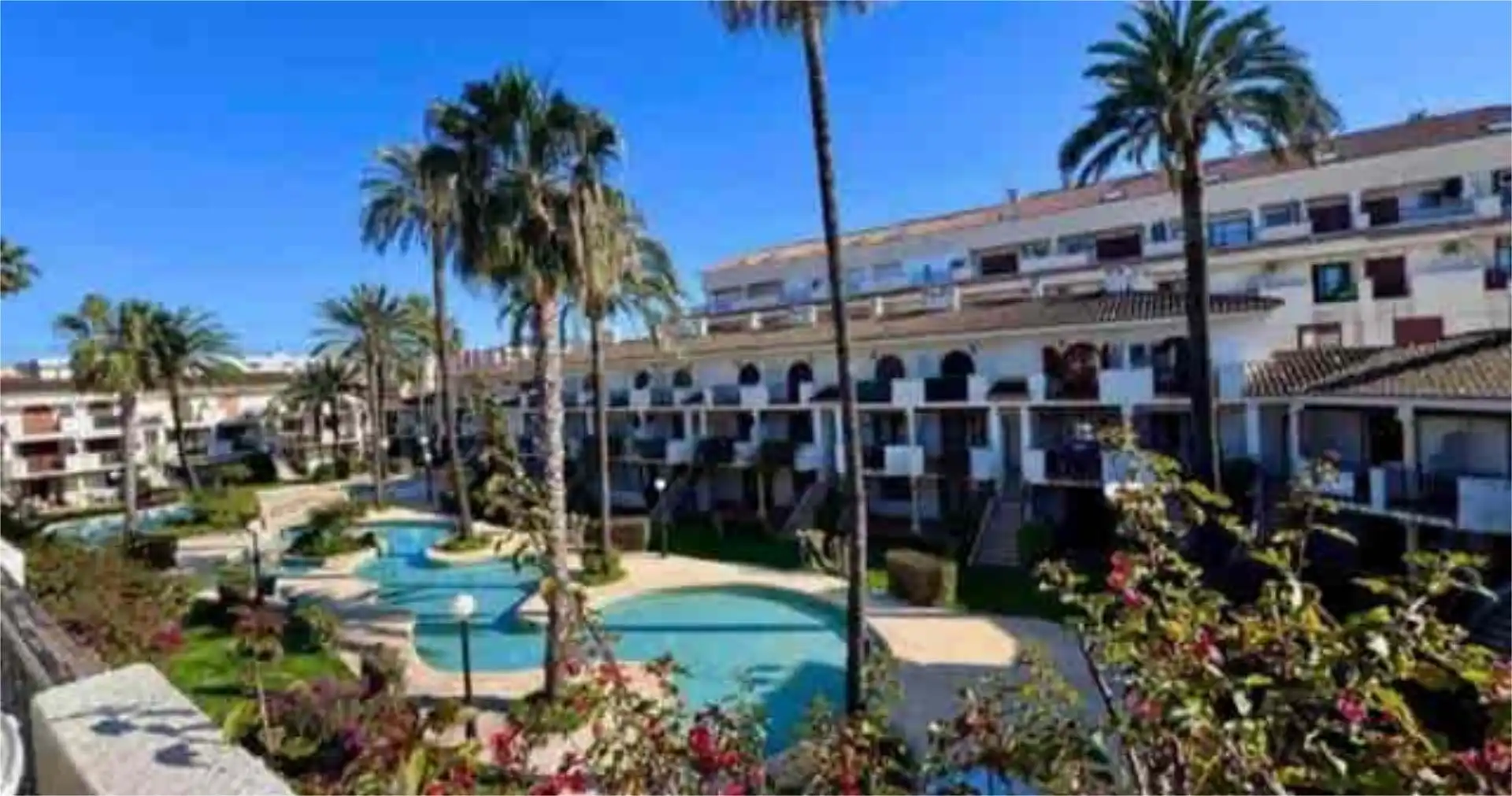 Apartament en venda a Els Poblets Vista exterior de Apartament en venda en Els Poblets amb Terrassa i Piscina