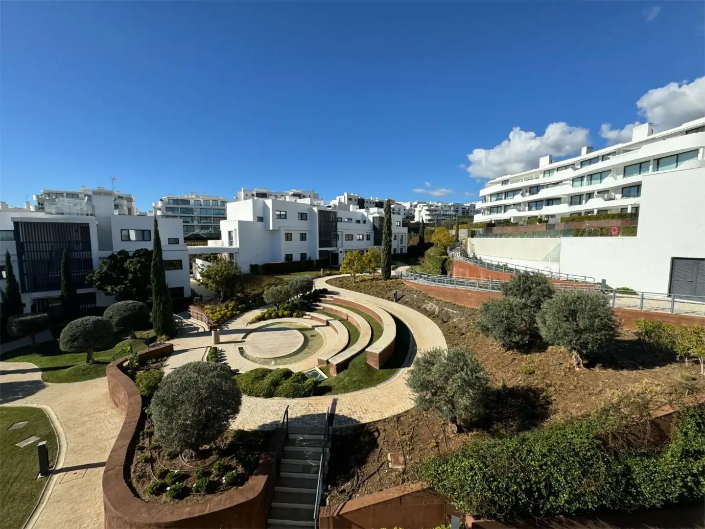 Wohnung zum Verkauf in Boulevard Av. 8 de Marzo, 3, El Higuerón Außenansicht von Wohnung zum Verkauf in Fuengirola mit Klimaanlage, Terrasse und Schwimmbad