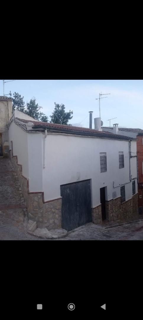 Exterior view of Single-family semi-detached for sale in Martos  with Furnished, Washing machine and Microwave