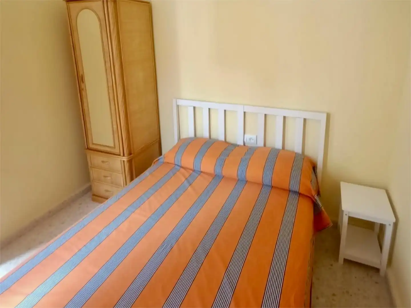 Dormitori de Casa adosada en venda en Isla Cristina amb Aire condicionat, Terrassa i Balcó