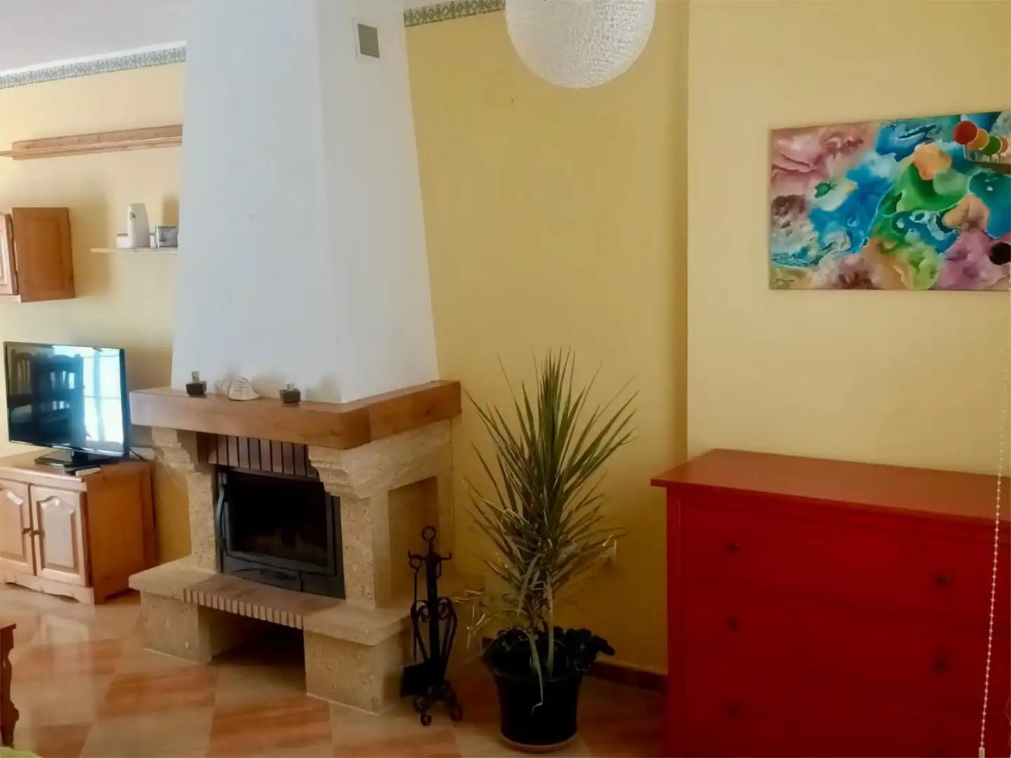 Sala d'estar de Casa adosada en venda en Isla Cristina amb Aire condicionat, Terrassa i Balcó