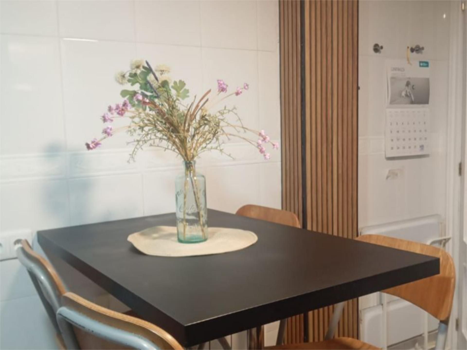 Dining room of Flat for sale in Cheste  with Air Conditioner, Heating and Community parking