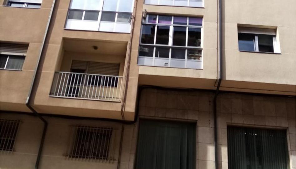 Piso en venta en Avenida la Constitución, 19, Villablino, León - imagen 1 Foto 1 de Piso en venta en Avenida la Constitución, 19, Villablino, León