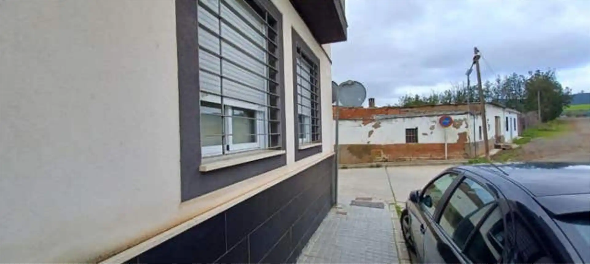 Vista exterior de Pis en venda en Villafranca de Córdoba amb Terrassa i Traster