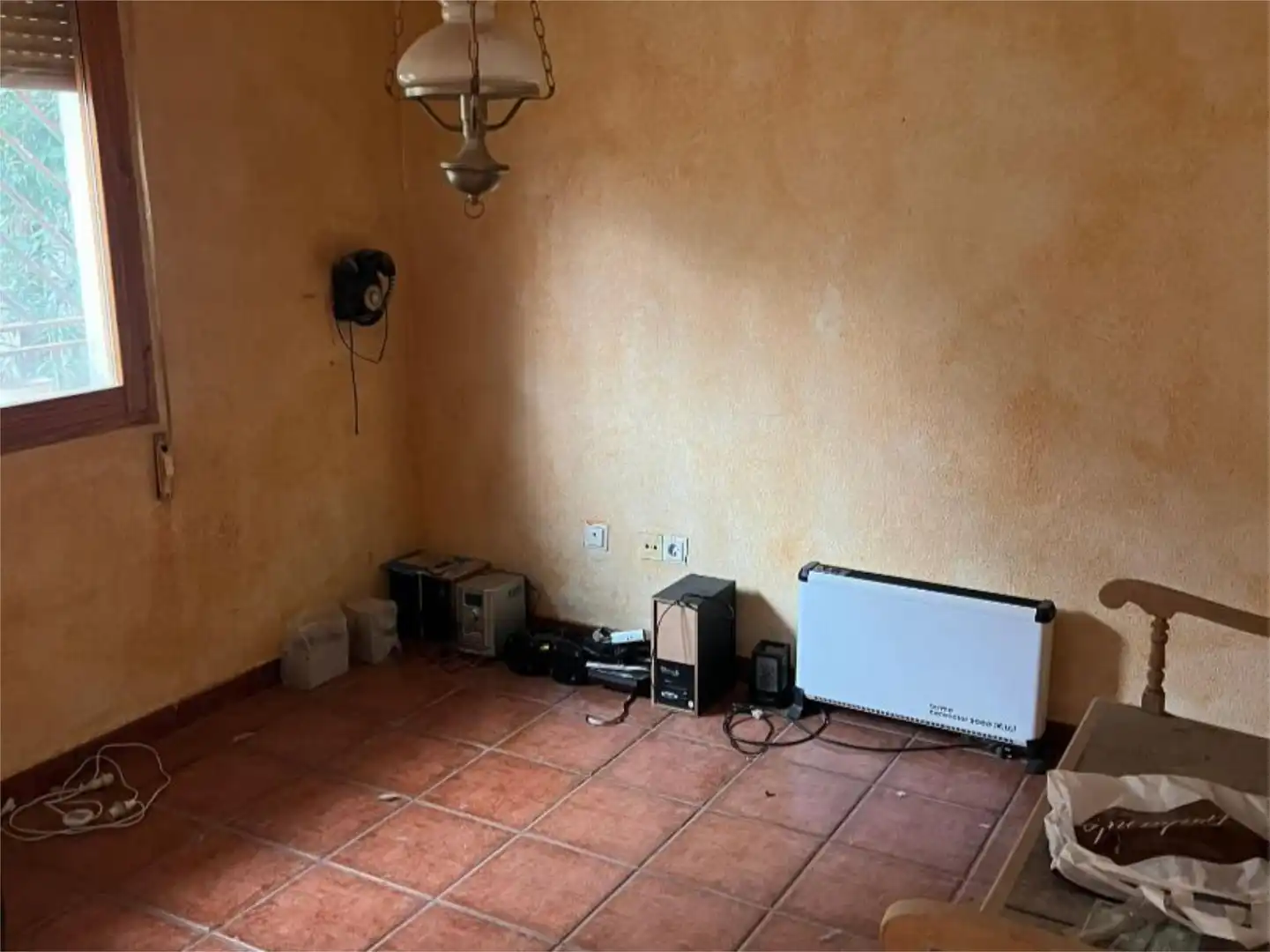 Casa adosada en venta en Calle Porvenir, 39, Alcázar de San Juan Casa adosada en venta en Alcázar de San Juan con Aire acondicionado, Calefacción y Jardín privado