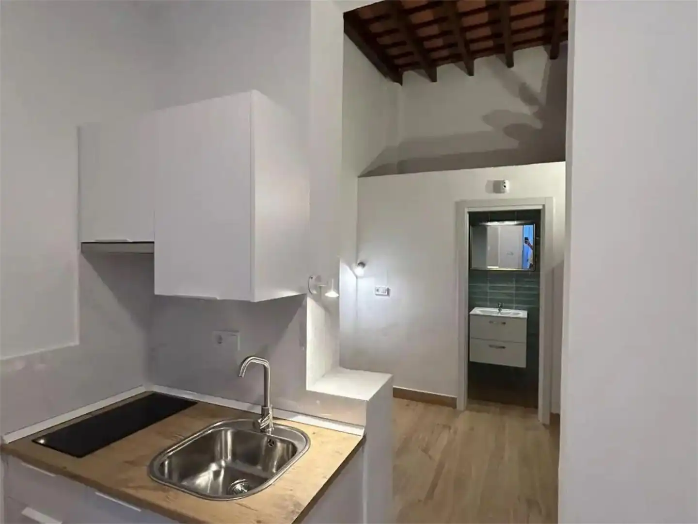 Kitchen of Flat for rent in Sevilla  with Air Conditioner, Heating and Terrace