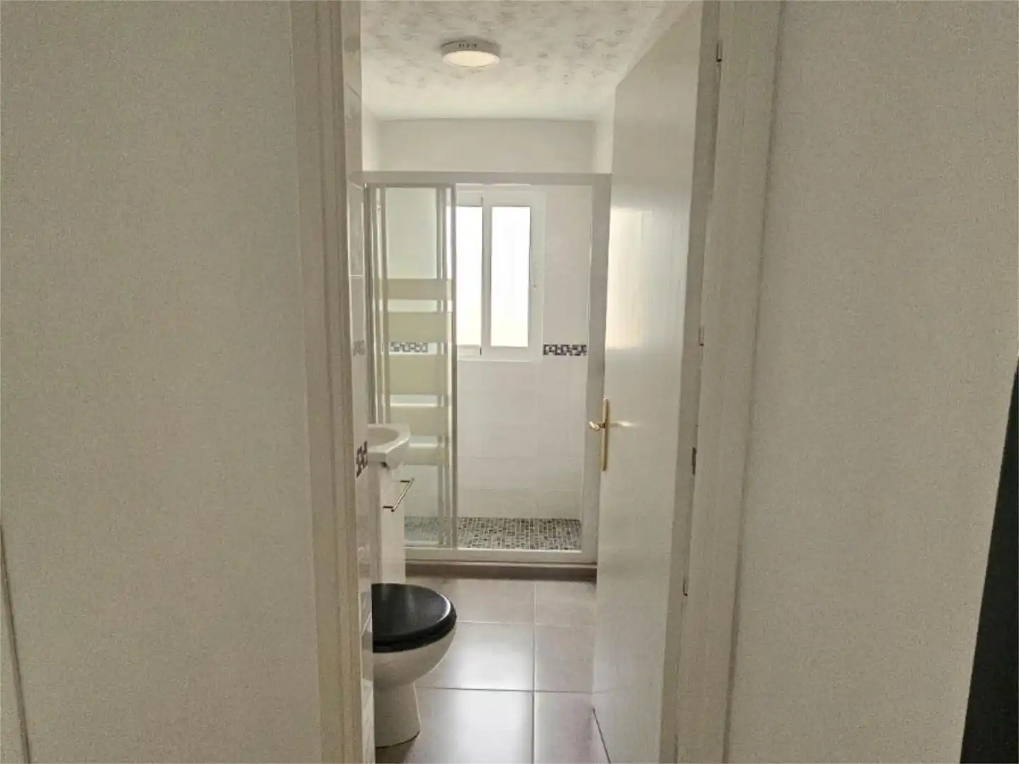 Badezimmer von Wohnung zum Verkauf in Purchena mit Klimaanlage, Terrasse und Balkon